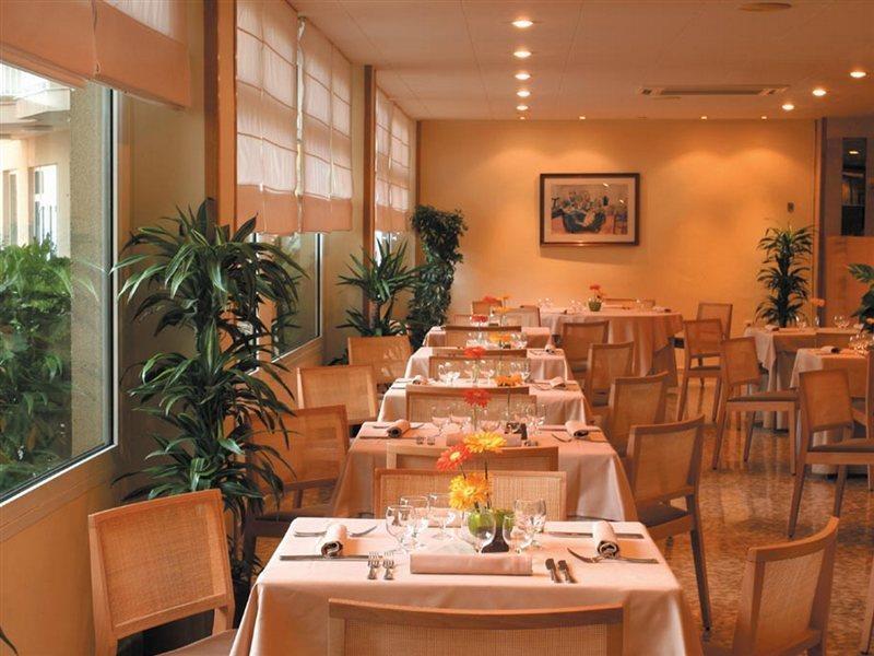Estival Centurion Playa Hotel Cambrils Restaurant photo
